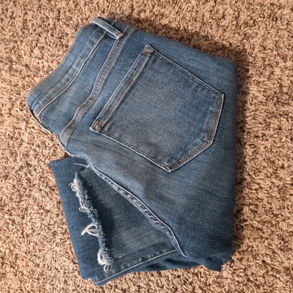 Frame Distressed Blue Jeans